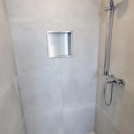 Apartamento R A M L J A K - 