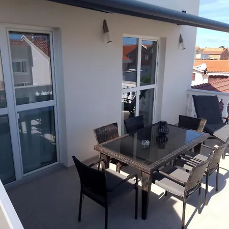 Apartment R A M L J A K - 