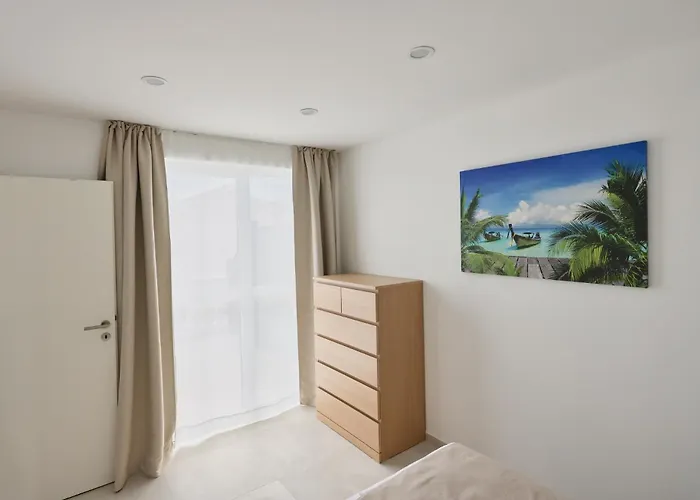 Apartment R A M L J A K - 